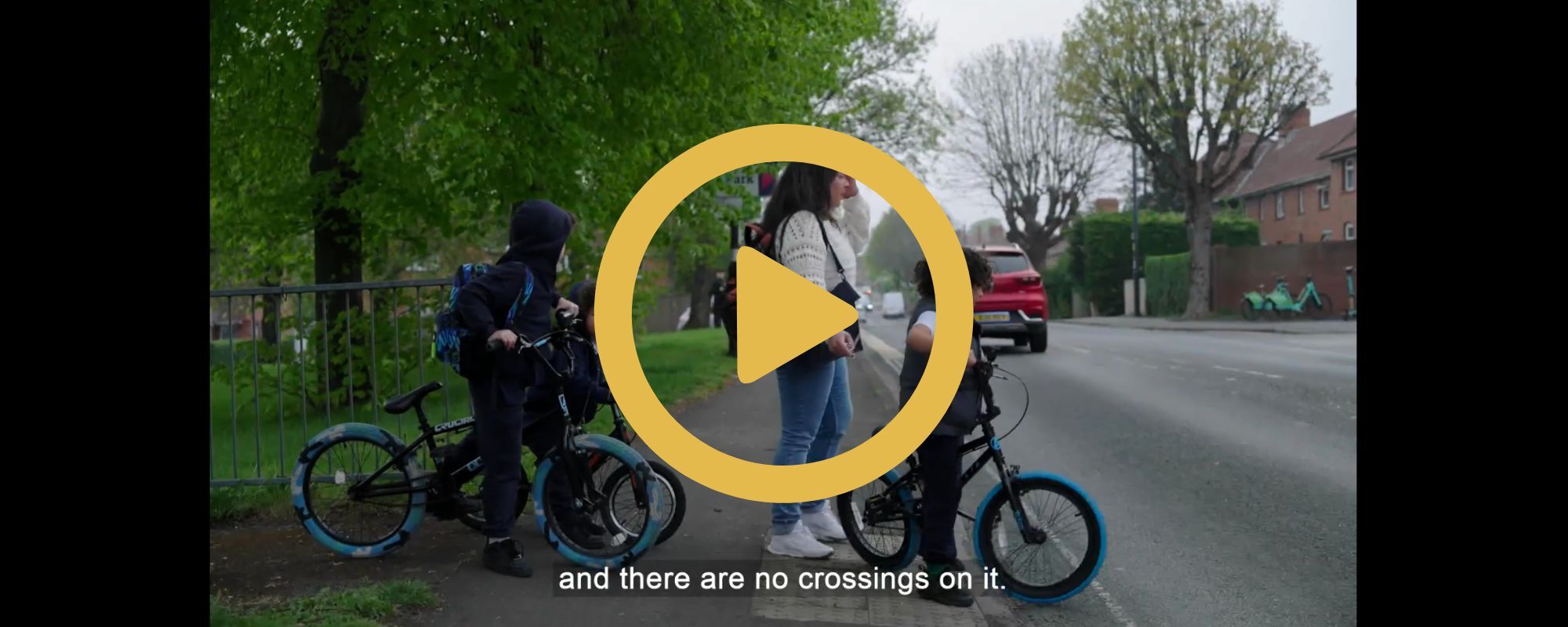 Family journeys to school: "It's life or death sometimes"